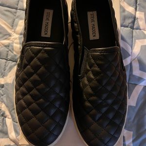 Steve Madden sneaker